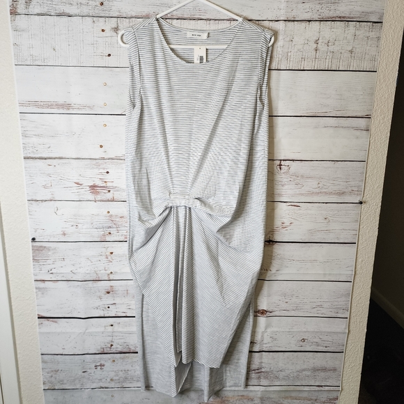 Mod Ref- Rylan Navy & White Stripe Asymmetrical T Shirt Dress...size Sma… - Picture 2 of 9